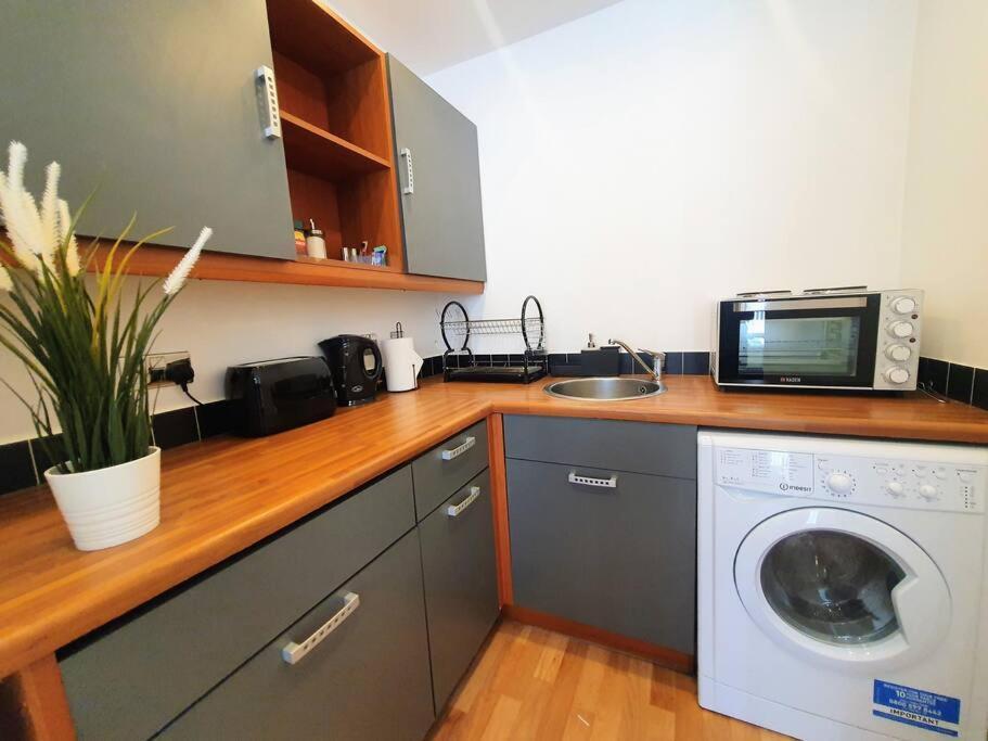 Contemporary Modern Studio Apartment - City Centre Birmingham Extérieur photo